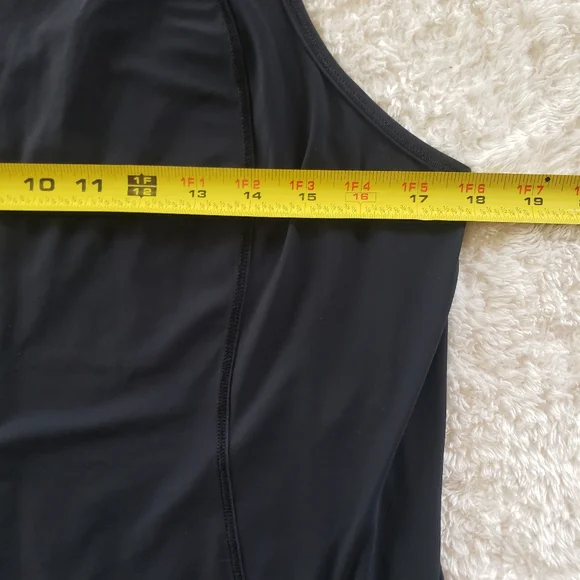 Lululemon athletica black mesh tank - Picture 6 of 8